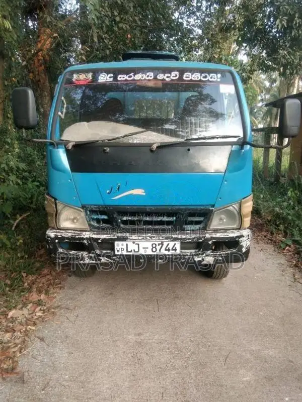 Changan Chana Tipper 2010 Lorry (Used)