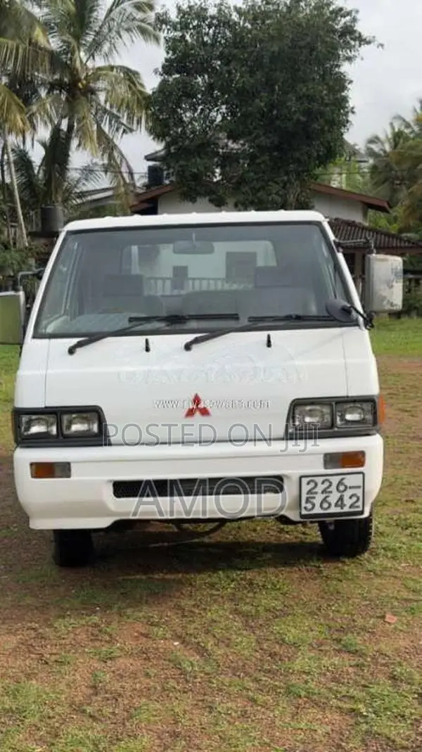 Mitsubishi PO5 1989 Lorry (Used)