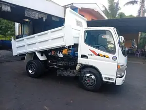 Mitsubishi Tipper 2007 Lorry (Used)