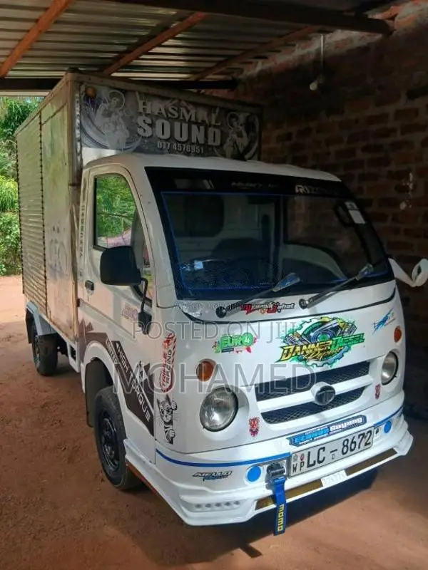 Tata Dimo Batta 2006 Lorry (Used)