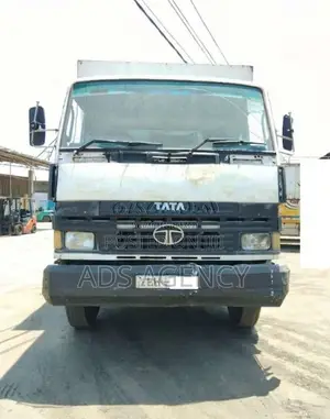 Tata LPT 1618 2010 Lorry (Used)