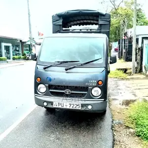 Tata Dimo Batta 2012 Lorry (Used)