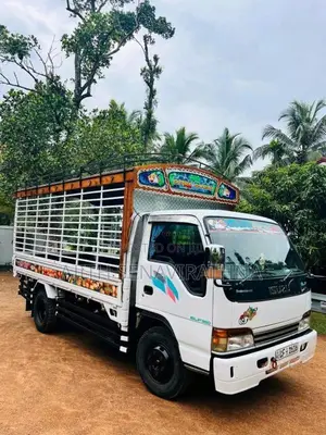 Isuzu 4hj1 2001 Lorry (Used)