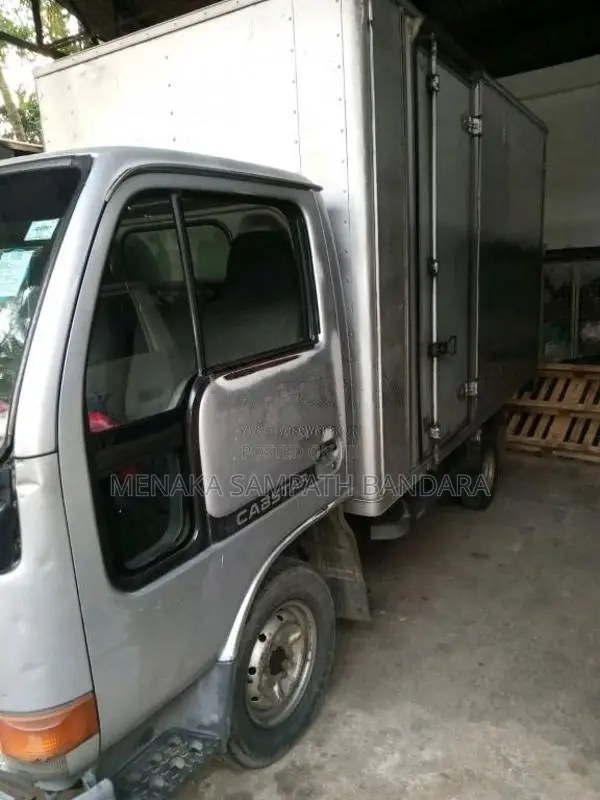 Nissan Atlas 2004 Lorry (Used)
