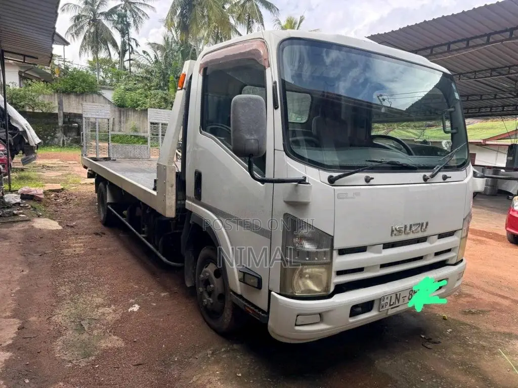 Isuzu Vehicle Carrier 2011 Lorry (Used)