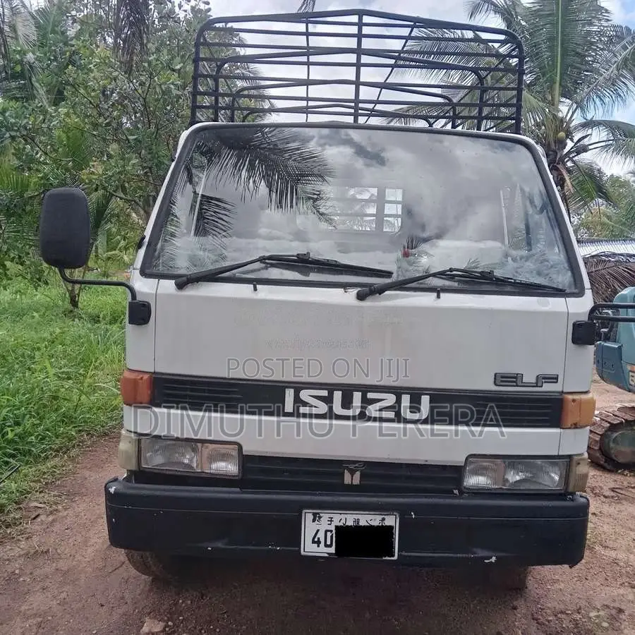 Isuzu ELF 1977 Lorry (Used)