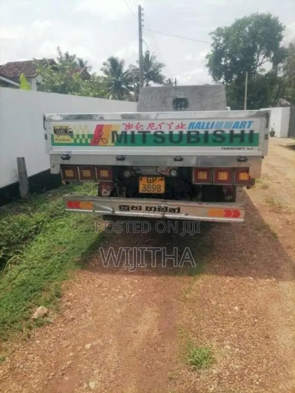 Mitsubishi Canter 2001 Lorry (Used)