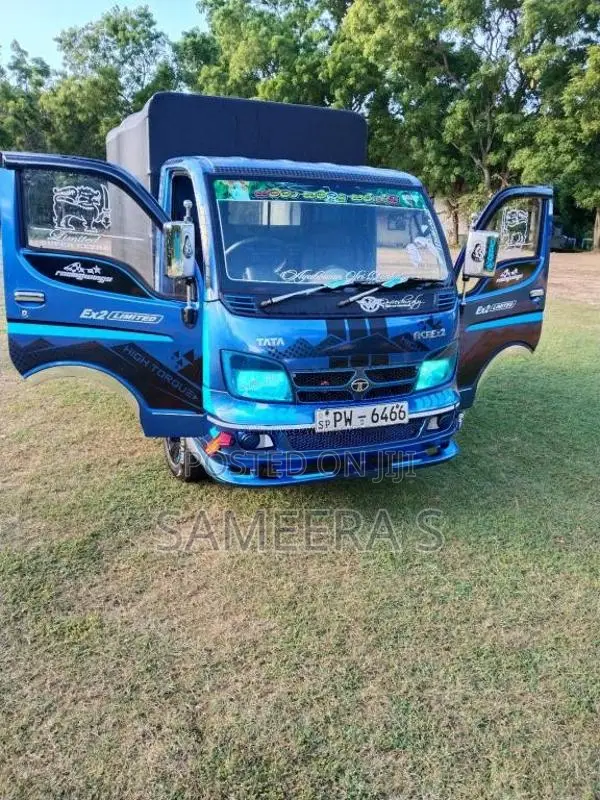 Tata Dimo Batta 2014 Lorry (Used)
