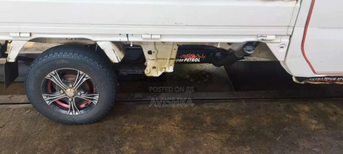 Suzuki Carry 2013 Lorry (Used)