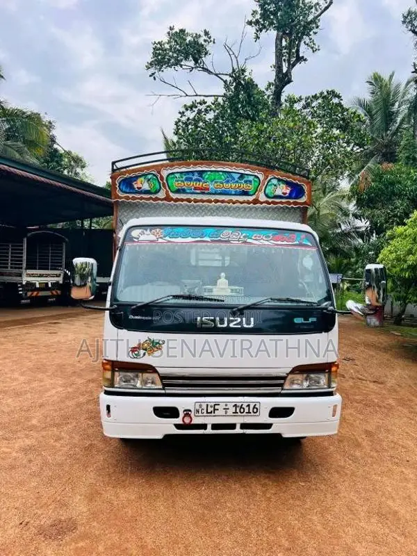 Isuzu 4hj1 2001 Lorry (Used)