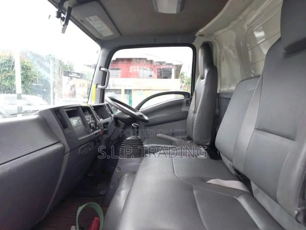 Isuzu ELF 2017 Lorry Unregistered (Recondition)