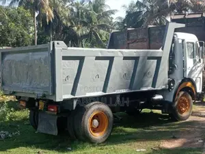 Tata 1615 2011 Lorry (Used)