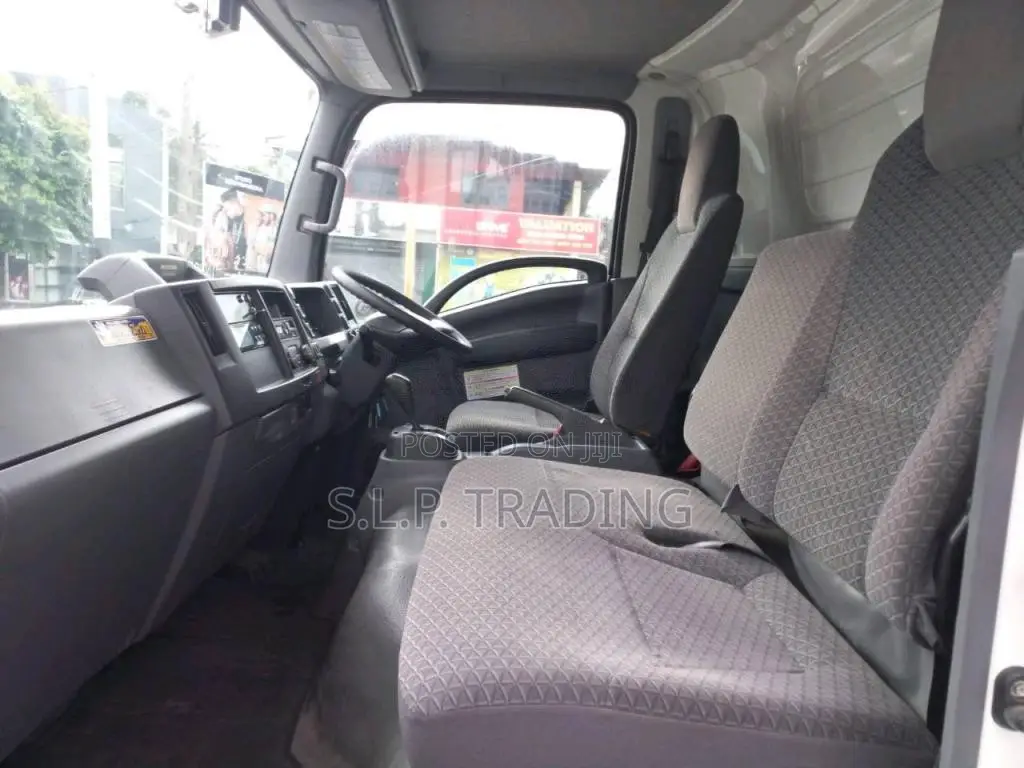 Isuzu ELF 2020 Lorry Unregistered (Recondition)