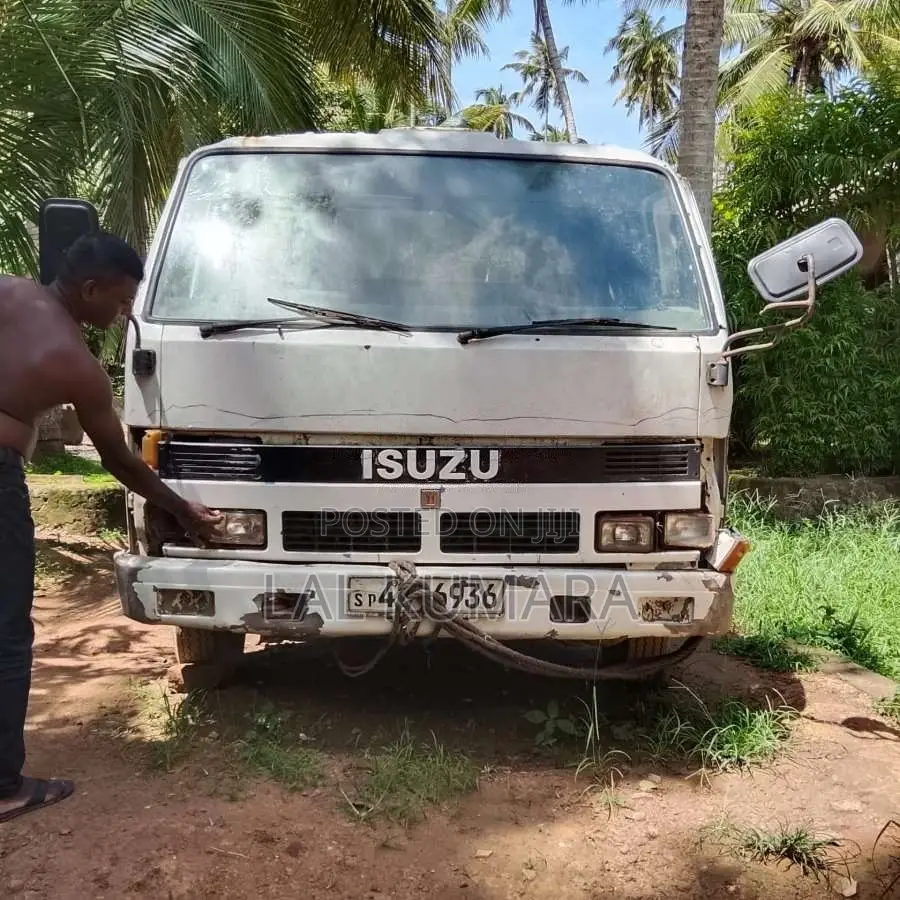 Isuzu Isuzu 1988 Lorry (Used)