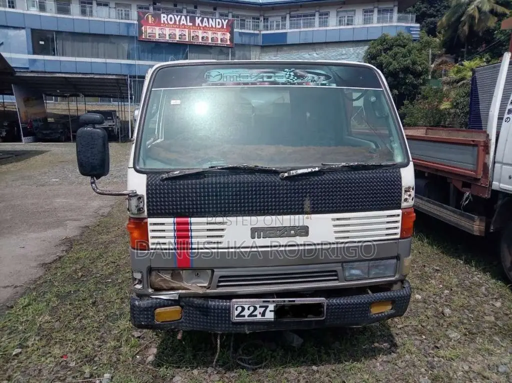 Mazda Titan 1994 Lorry (Used)