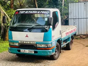 Mitsubishi Canter 2005 Lorry (Used)