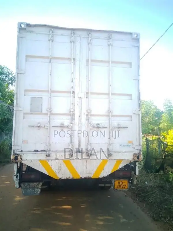 Ashok-Leyland Comet Super 2003 Lorry (Used)