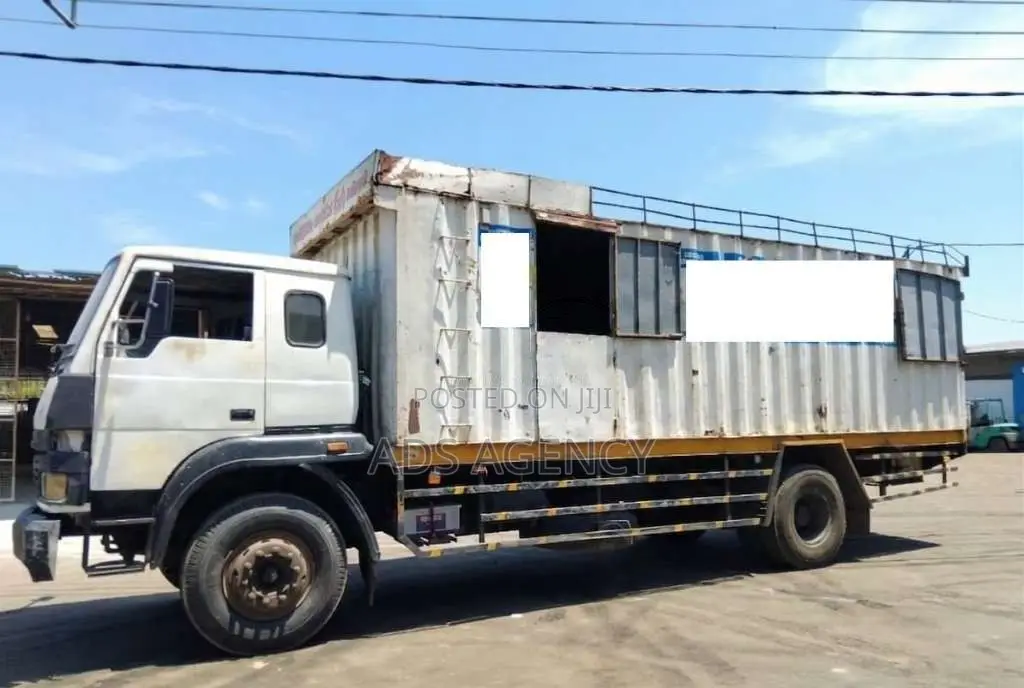 Tata LPT 1618 2010 Lorry (Used)