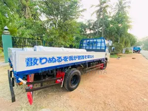 Isuzu ELF 2000 Lorry (Used)