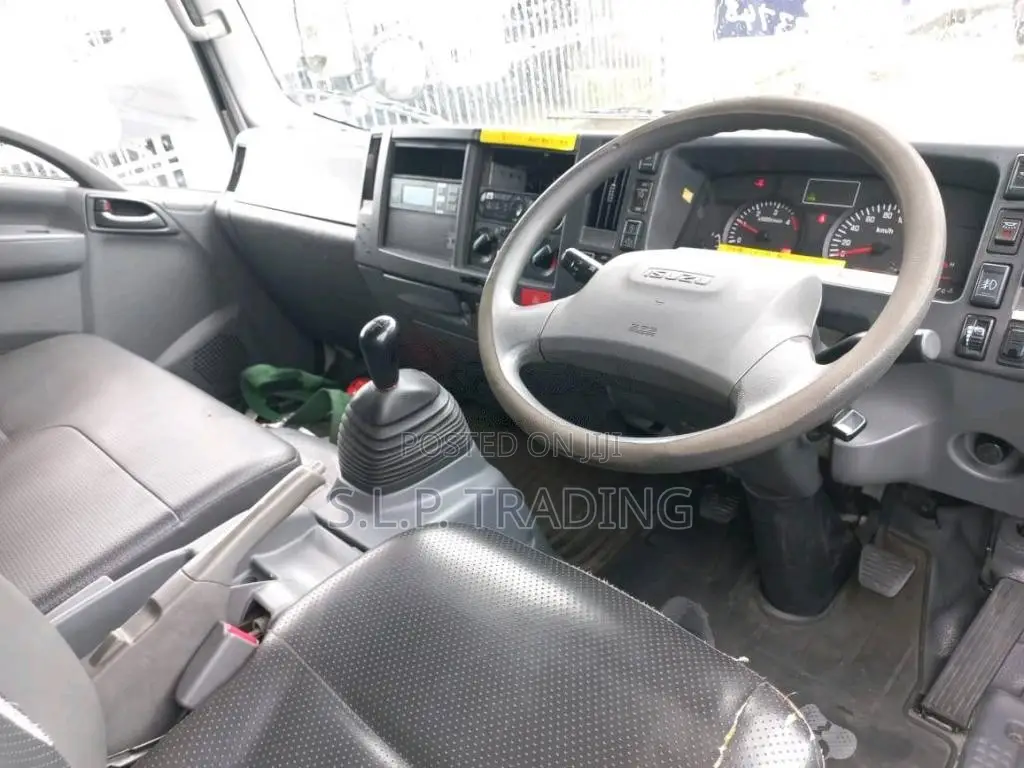 Isuzu ELF 2017 Lorry Unregistered (Recondition)