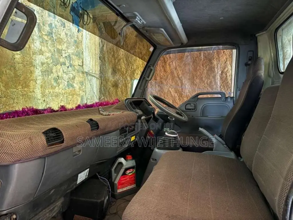 Isuzu 4HL1 2005 Lorry (Used)