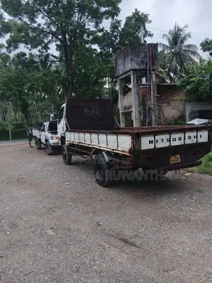 Mitsubishi Canter 2003 Lorry (Used)