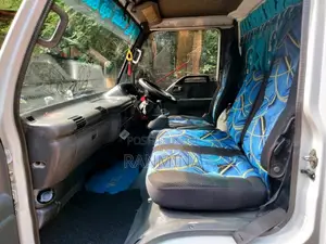 Isuzu 350 2008 Lorry (Used)