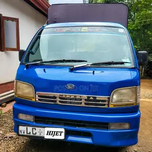 Daihatsu Hijet S200 2002 Lorry (Used)