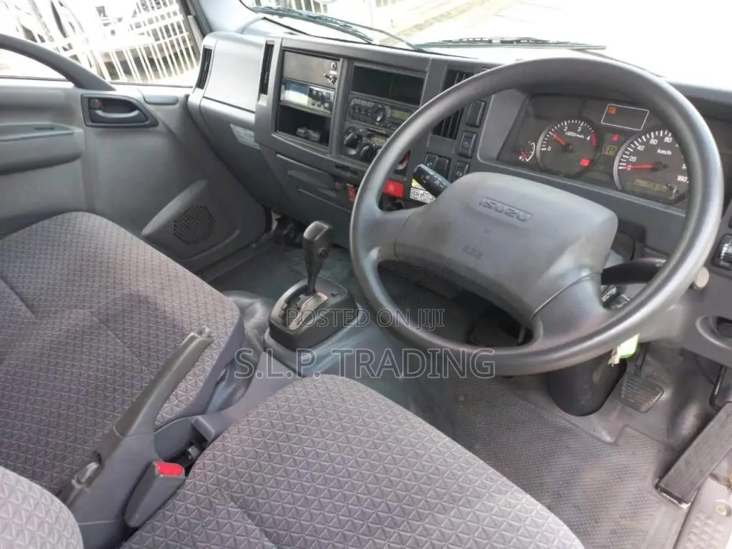 Isuzu ELF 2017 Lorry Unregistered (Recondition)