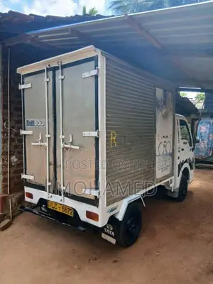 Tata Dimo Batta 2006 Lorry (Used)