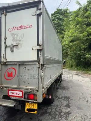 Isuzu Elf 350 2005 Lorry (Used)