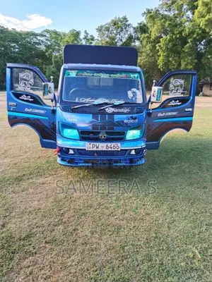 Tata Dimo Batta 2014 Lorry (Used)