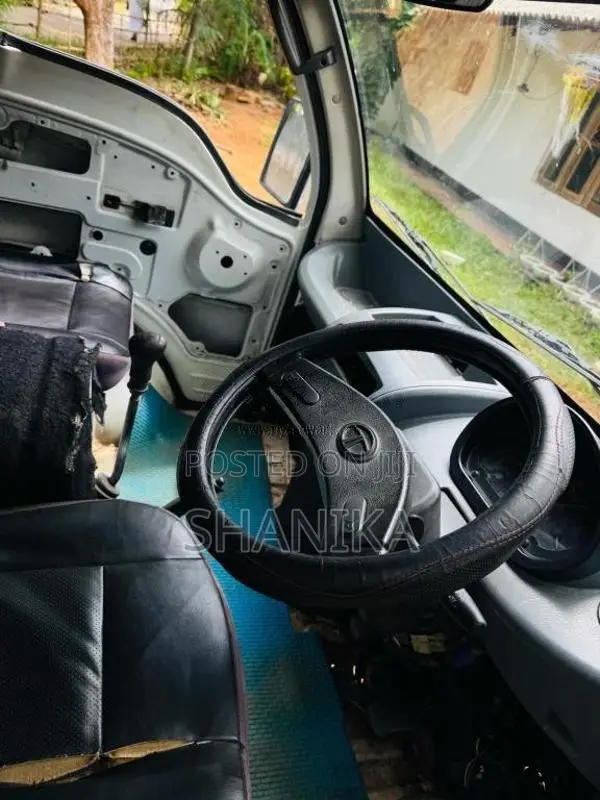 Tata Dimo Batta 2007 Lorry (Used)