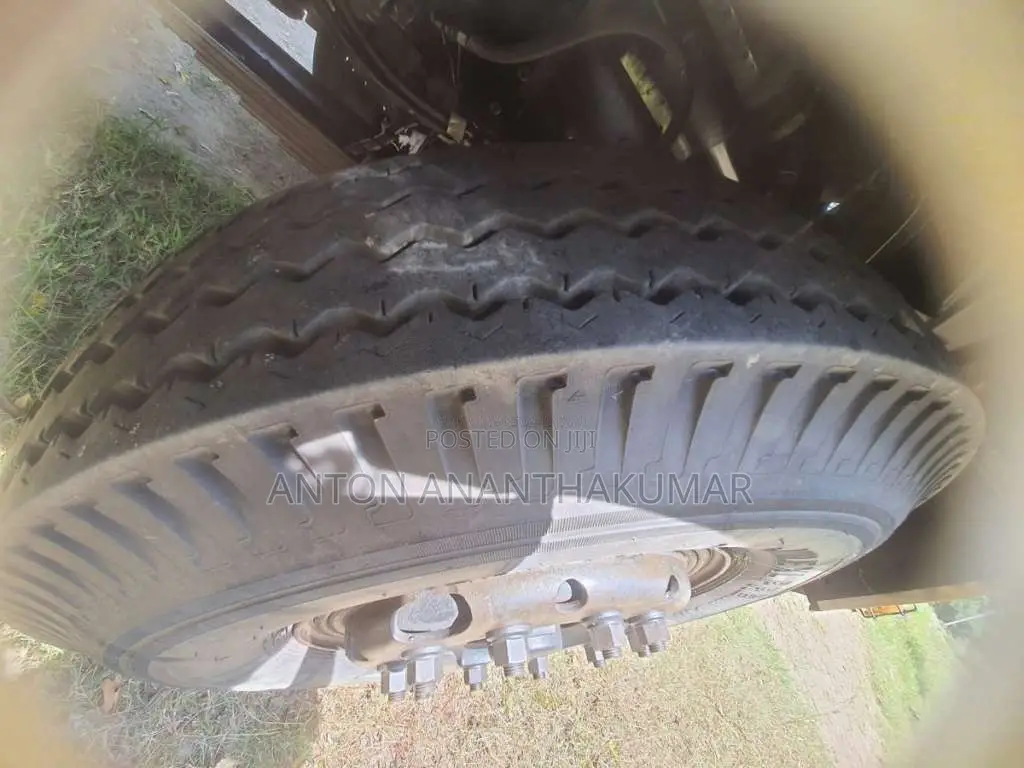 Ashok-Leyland 1618 2010 Lorry (Used)