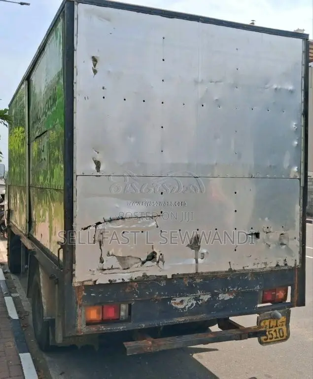 Eicher Eicher 2011 Lorry (Used)