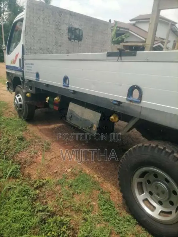 Mitsubishi Canter 2001 Lorry (Used)