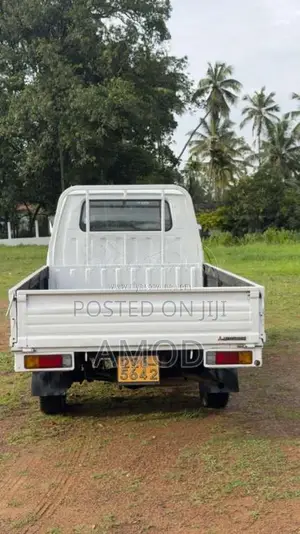 Mitsubishi PO5 1989 Lorry (Used)