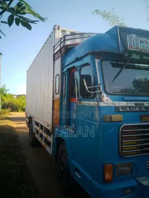 Ashok-Leyland Comet Super 2003 Lorry (Used)