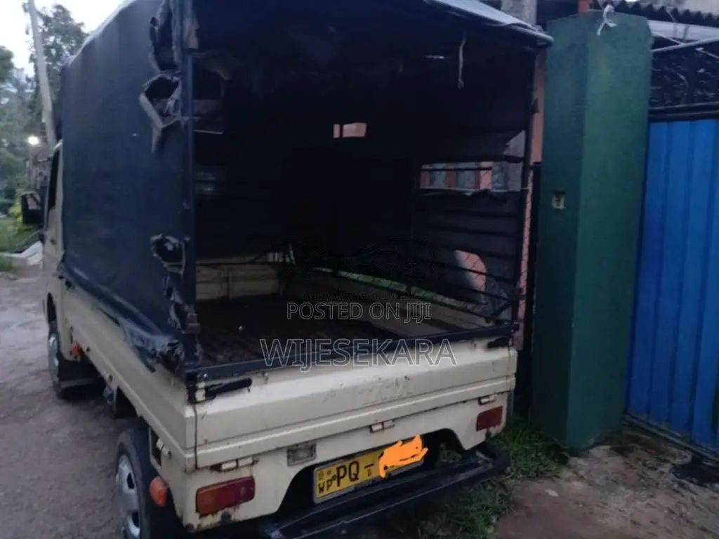 Tata Dimo Batta 2011 Lorry (Used)