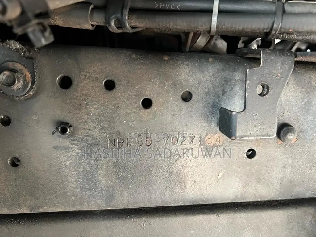 Isuzu Freezer 2011 Lorry (Used)