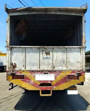 Tata LPT 1618 2010 Lorry (Used)