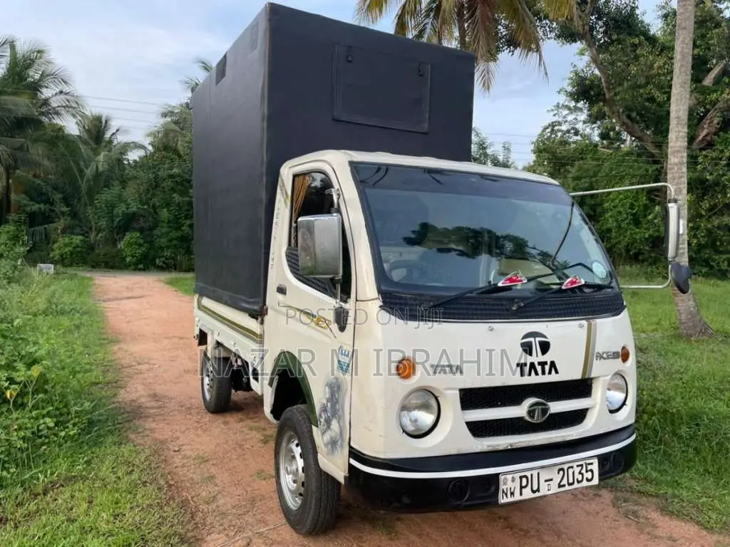 Tata Dimo Batta EX 2012 Lorry (Used)