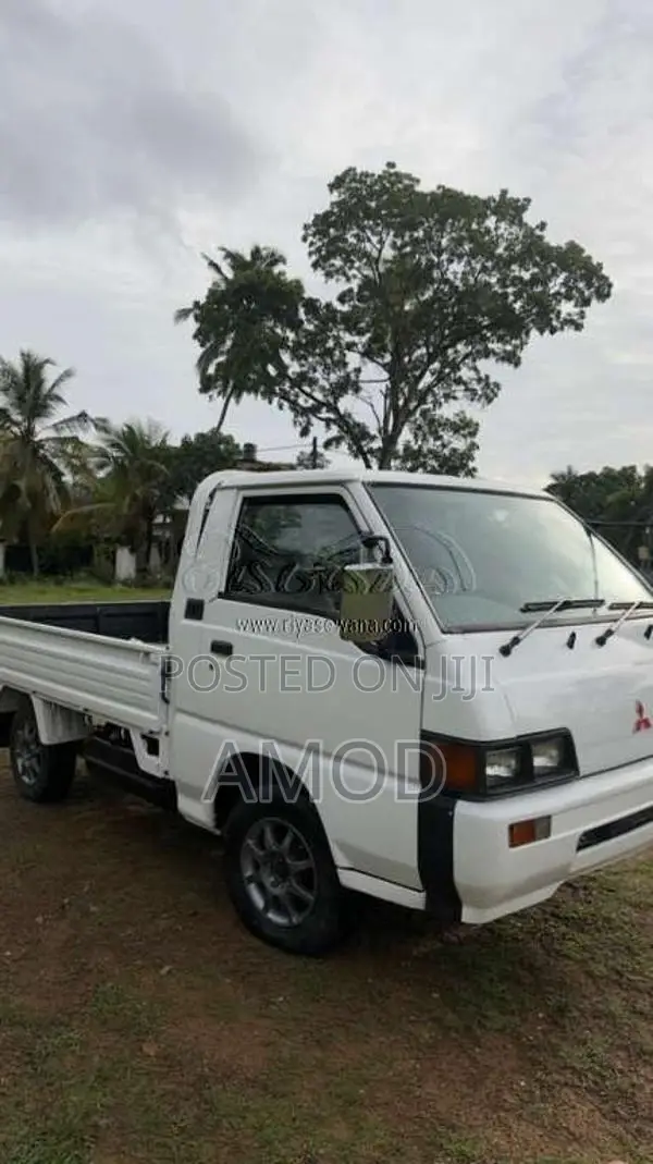 Mitsubishi PO5 1989 Lorry (Used)