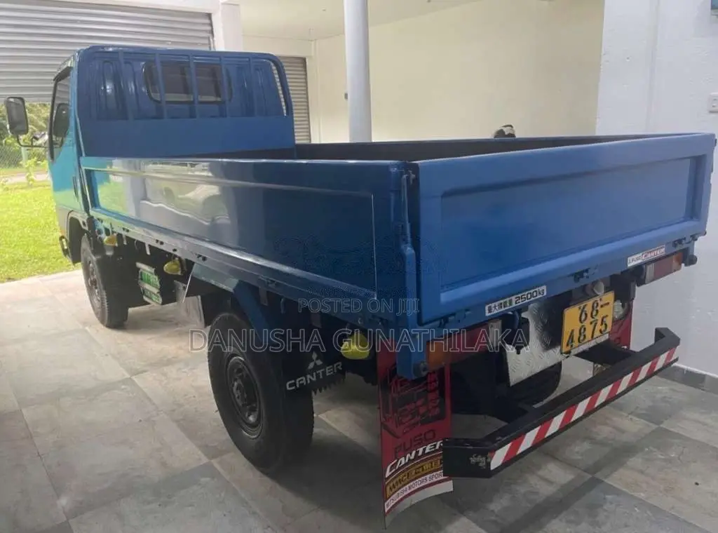 Mitsubishi Canter 1994 Lorry (Used)