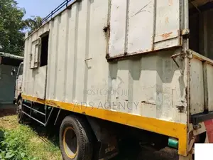 Tata LPT 1109 2010 Lorry (Used)