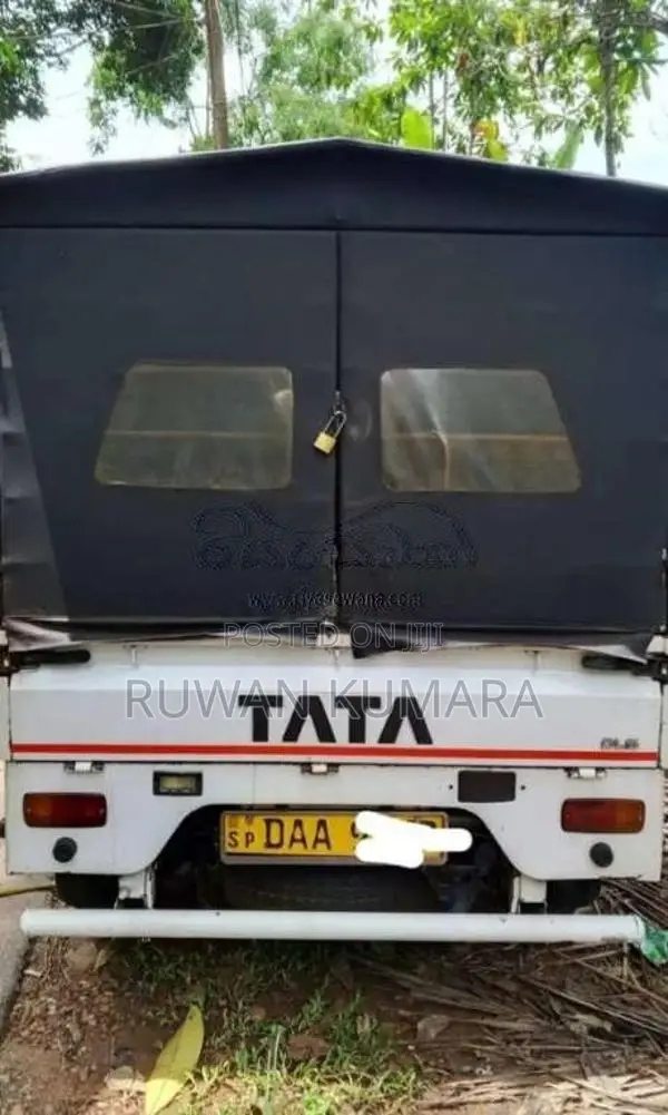 Tata Dimo Lokka 2015 Lorry (Used)