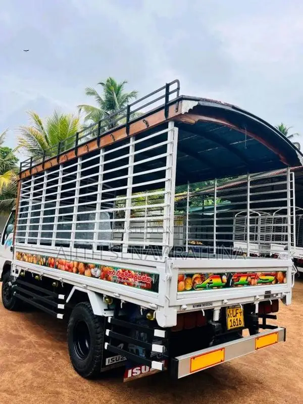 Isuzu 4hj1 2001 Lorry (Used)