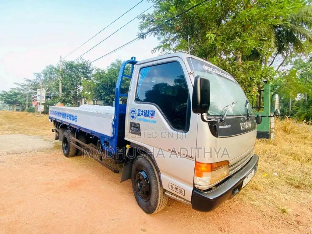 Isuzu ELF 2000 Lorry (Used)