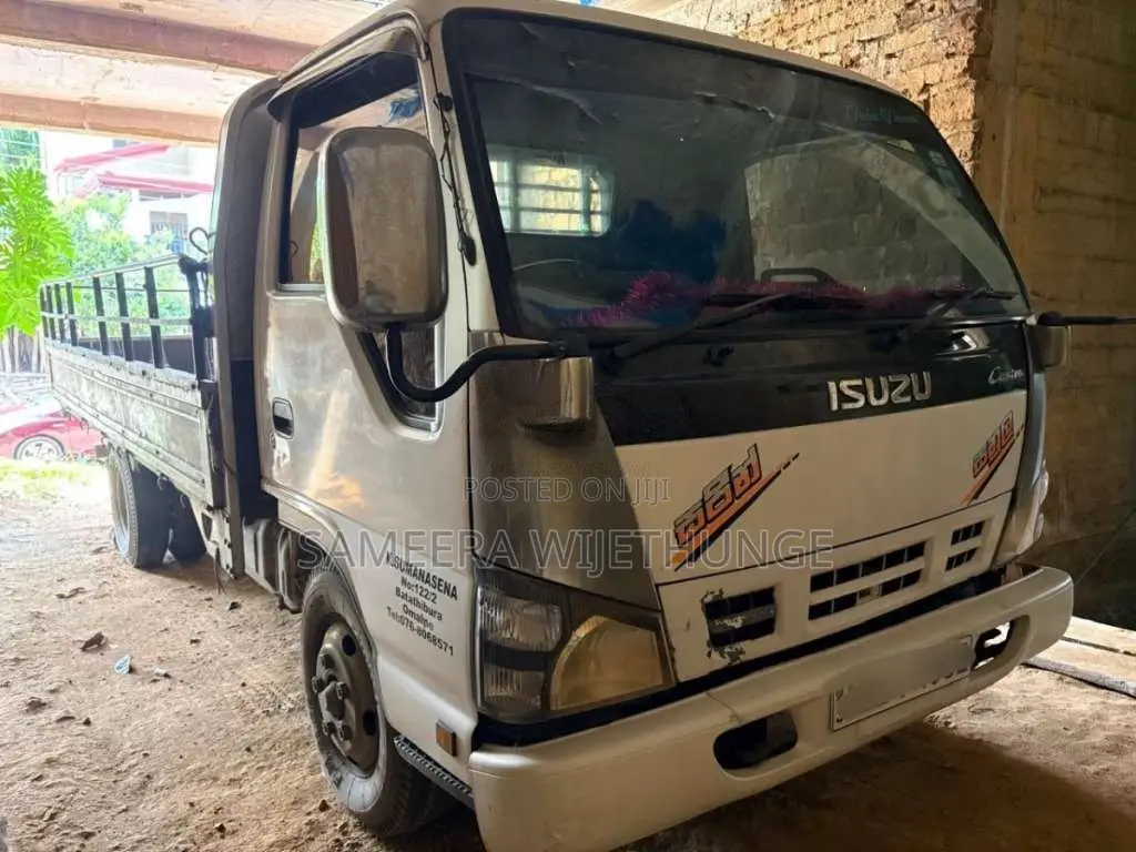 Isuzu 4HL1 2005 Lorry (Used)