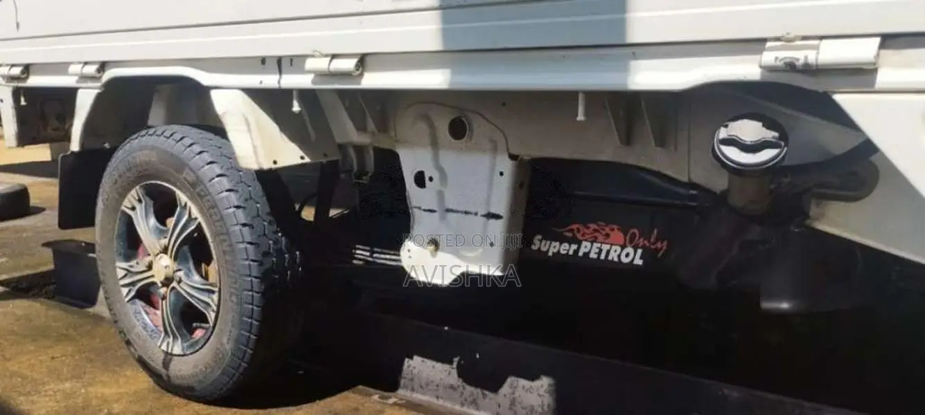 Suzuki Carry 2013 Lorry (Used)